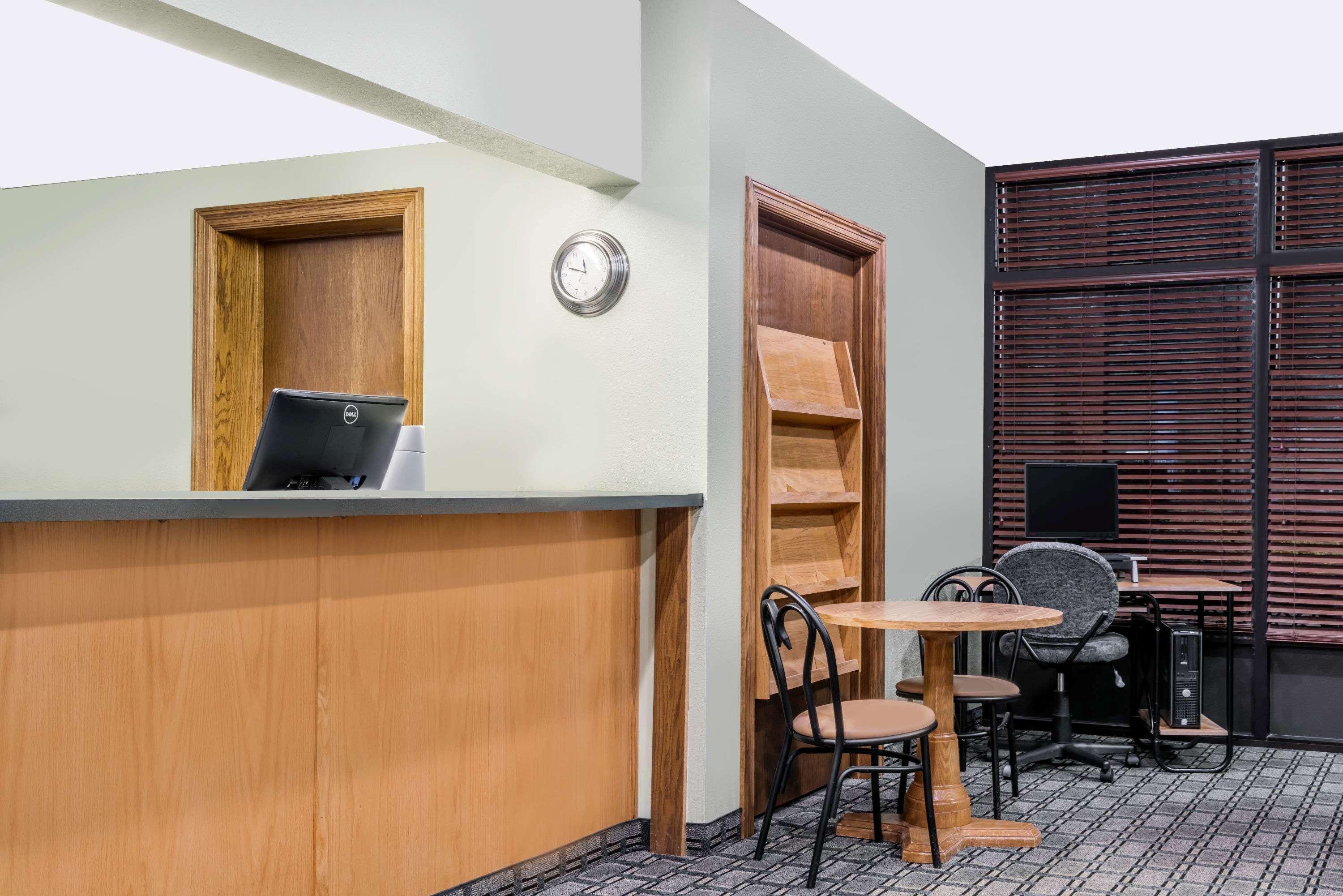 Super 8 By Wyndham 2* Mankato